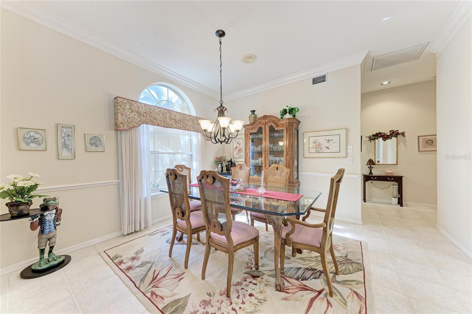 8383 CYPRESS HOLLOW DR — photo 22