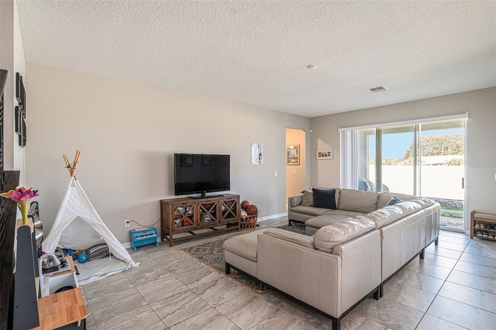 13362 SAGE HOLLOW AVE — photo 10