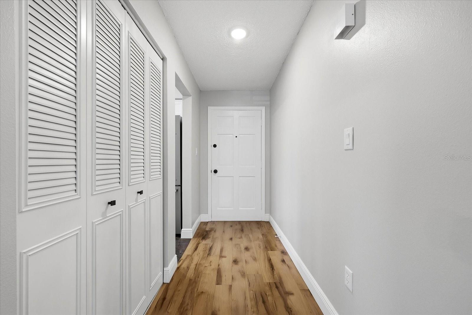 1706 BELLEAIR FOREST DR #128 — photo 5