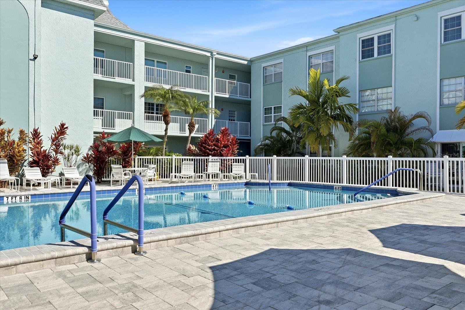 1706 BELLEAIR FOREST DR #128 — photo 25