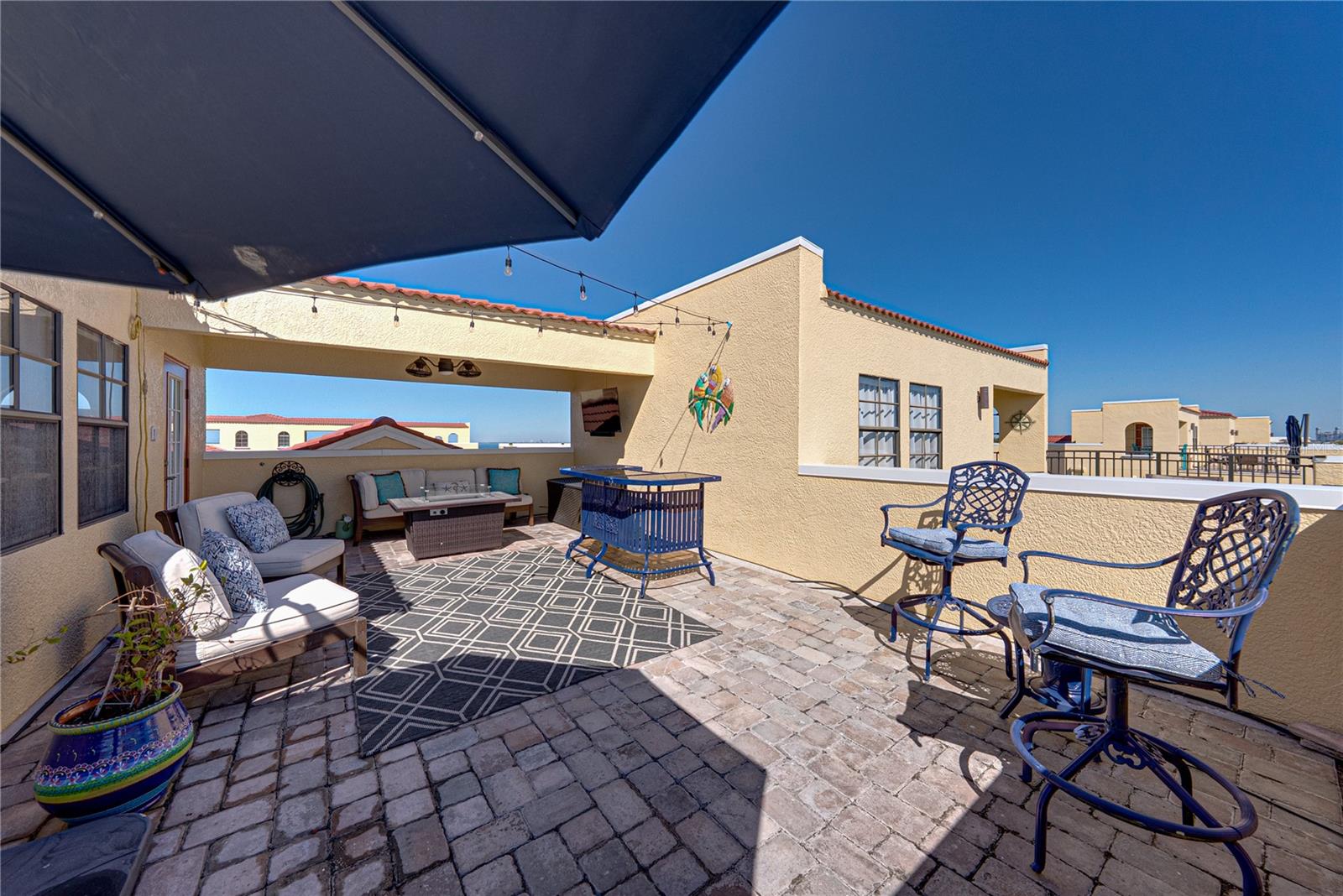6411 MAYRA SHORES LN — photo 30