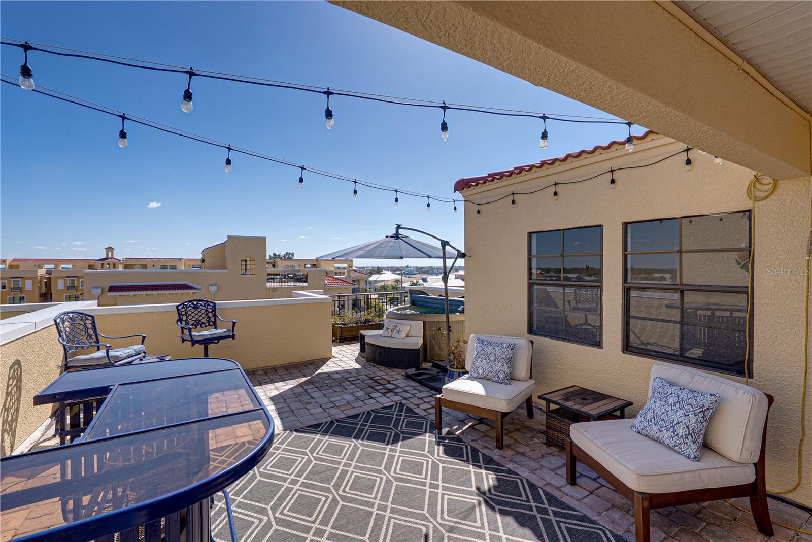 6411 MAYRA SHORES LN — photo 11