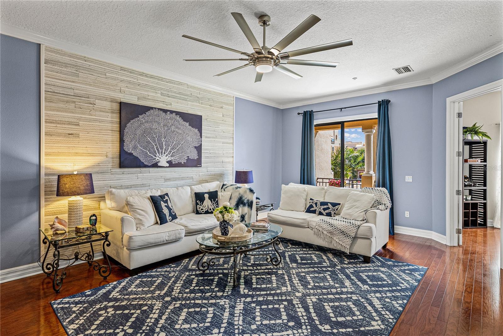 6411 MAYRA SHORES LN — photo 7