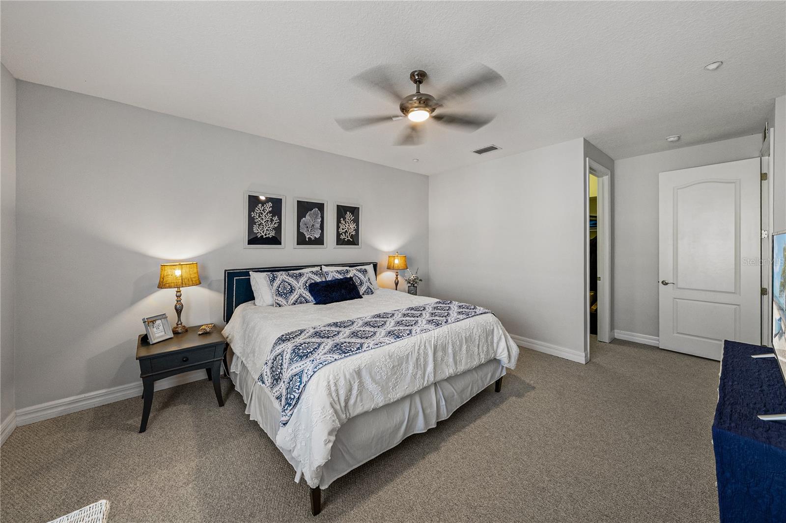 6411 MAYRA SHORES LN — photo 24