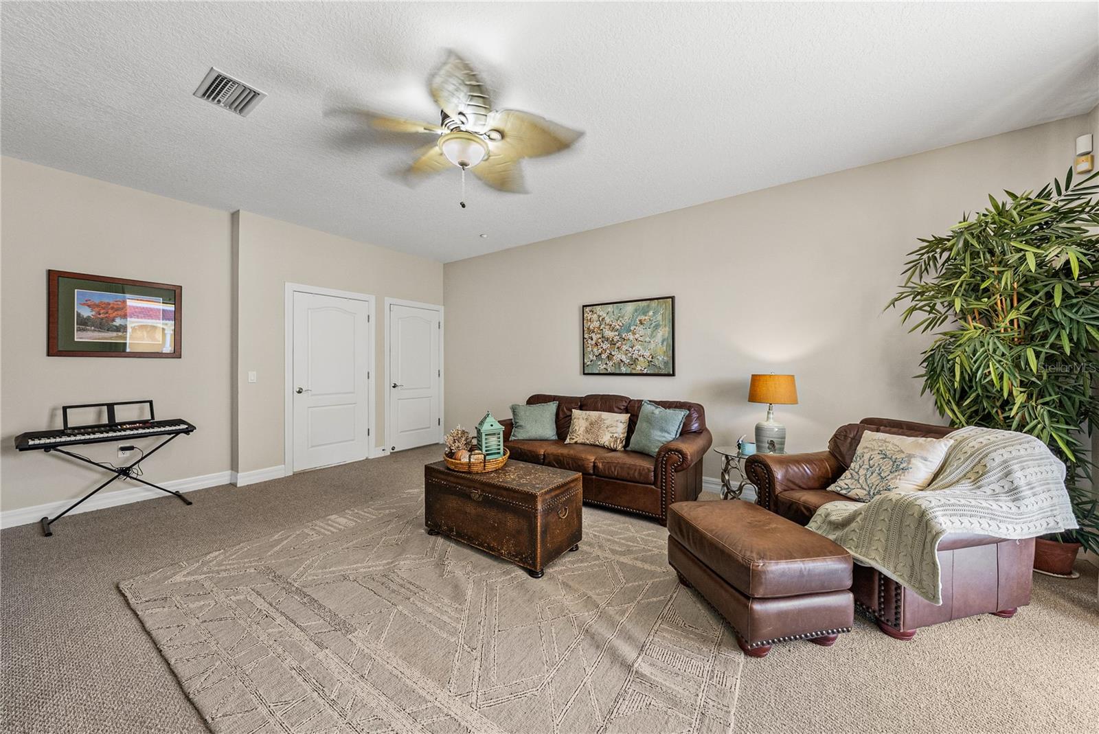 6411 MAYRA SHORES LN — photo 14