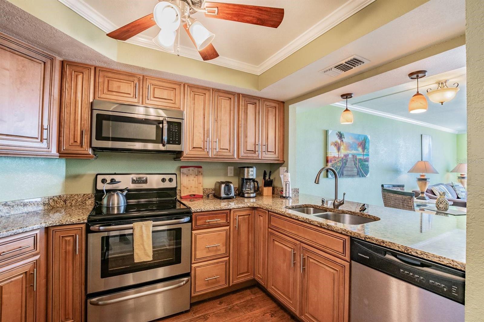 6295 BAHIA DEL MAR CIR #401 — photo 2