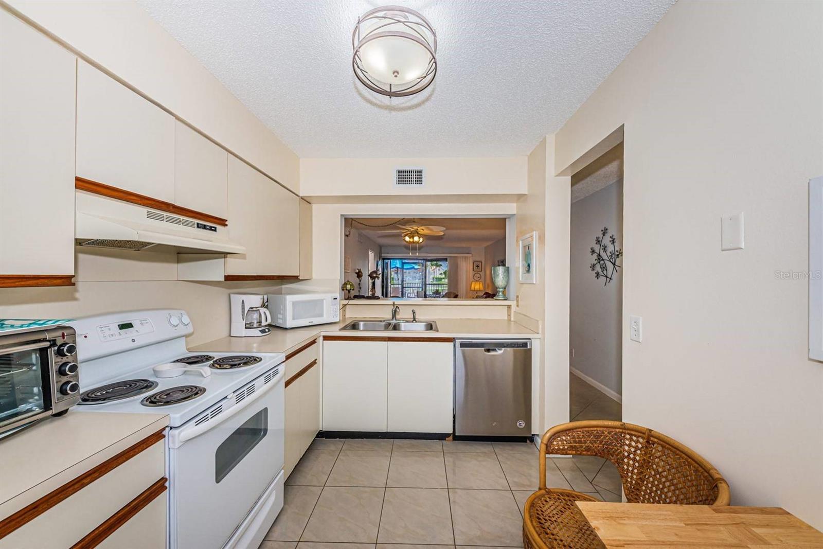 6294 BAHIA DEL MAR CIR #114 — photo 7