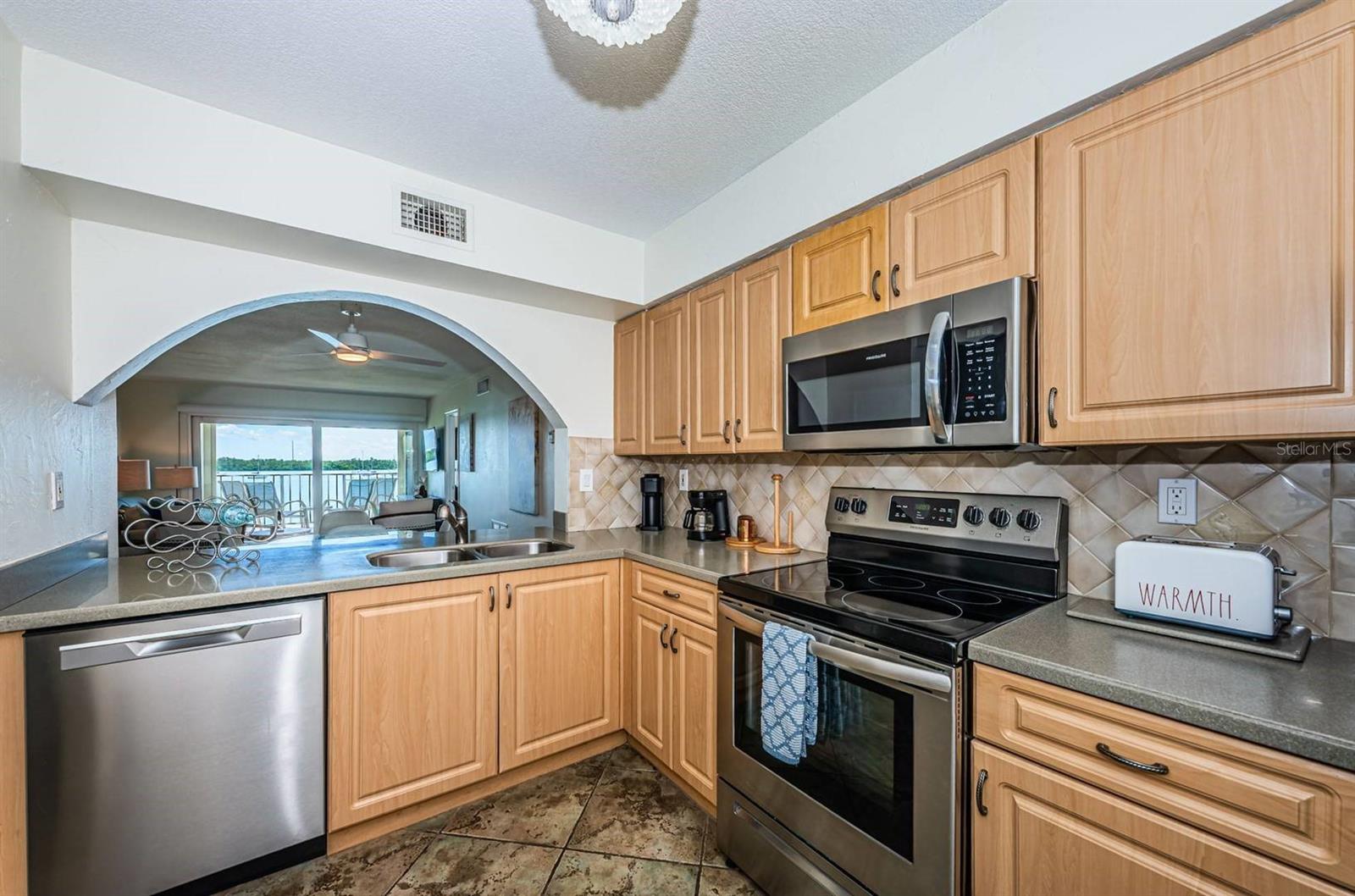 6291 BAHIA DEL MAR CIR #207 — photo 8