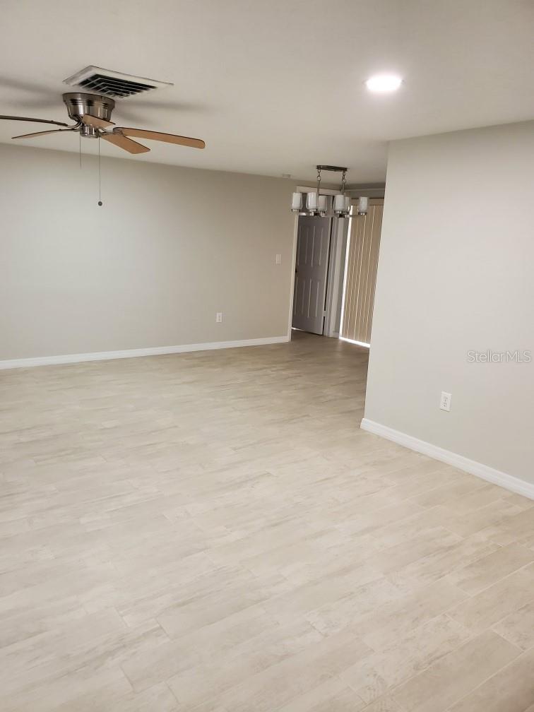 8504 WAGON WHEEL LN — photo 6