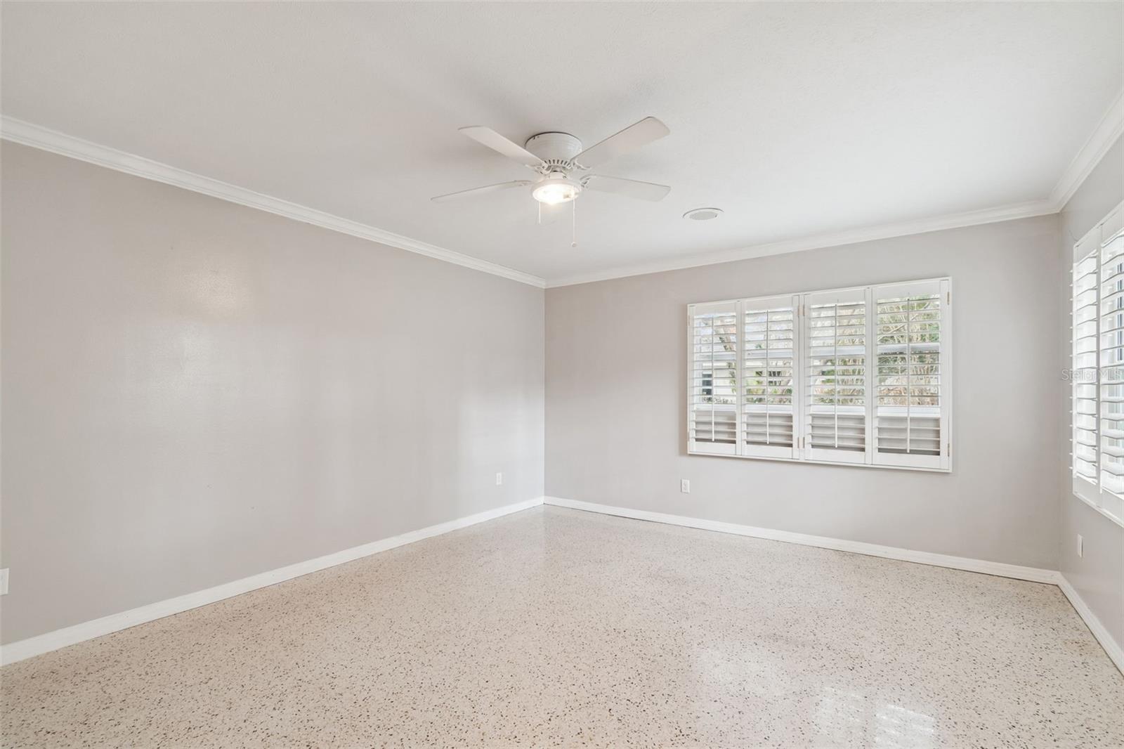 308 BRENTWOOD DR — photo 15
