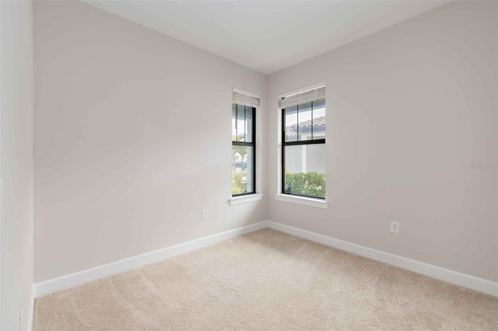 5811 SILVERSIDE PINE CT — photo 28