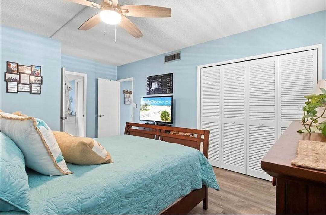 7461 W COUNTRY CLUB DR N #108 — photo 12