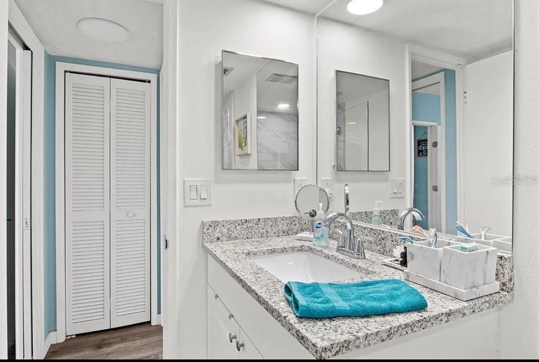 7461 W COUNTRY CLUB DR N #108 — photo 16