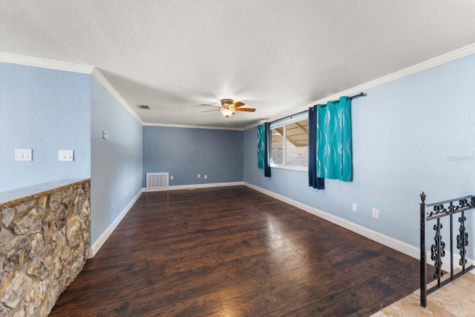 4025 SAIL DR — photo 4