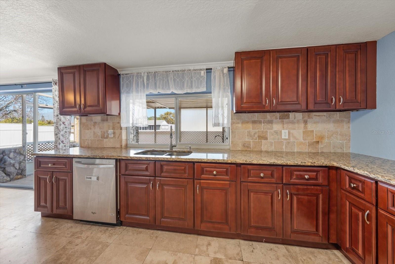 4025 SAIL DR — photo 8
