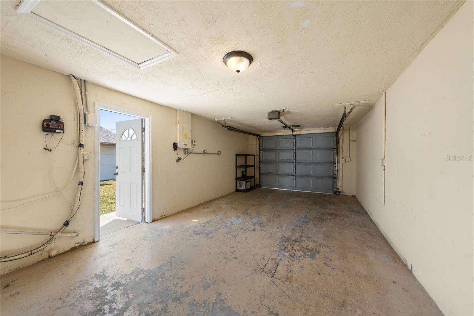 4025 SAIL DR — photo 27