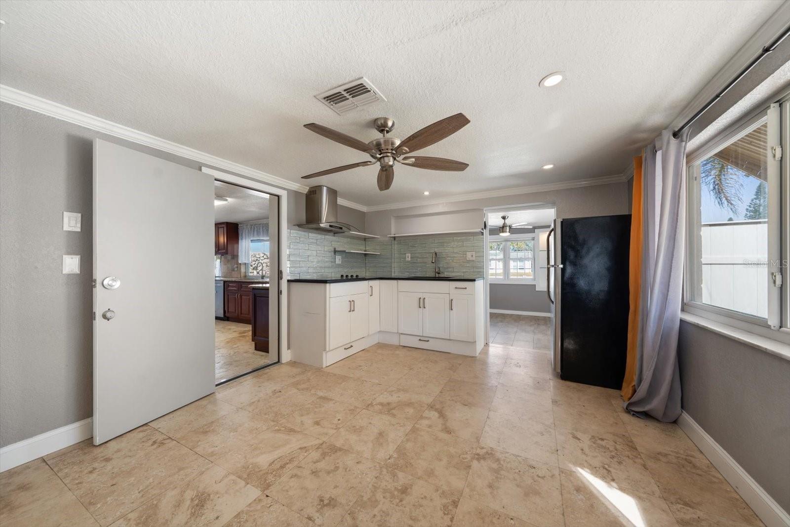4025 SAIL DR — photo 18