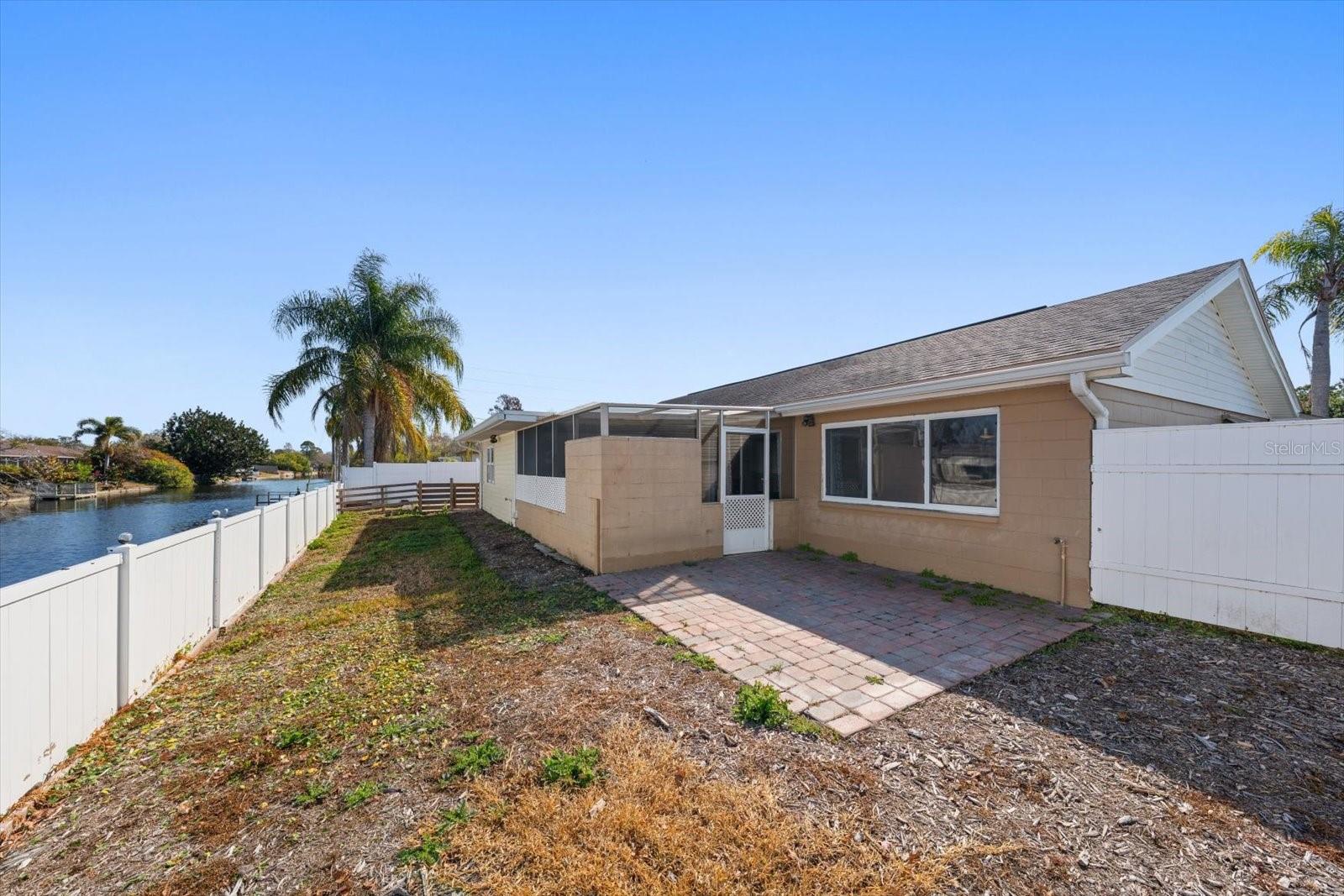 4025 SAIL DR — photo 23