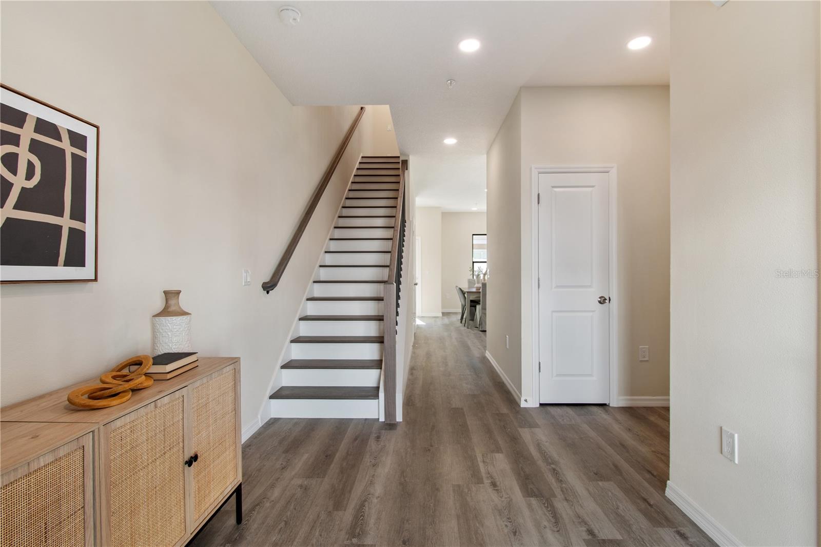 4350 CAMBIO GARDENS CT — photo 5
