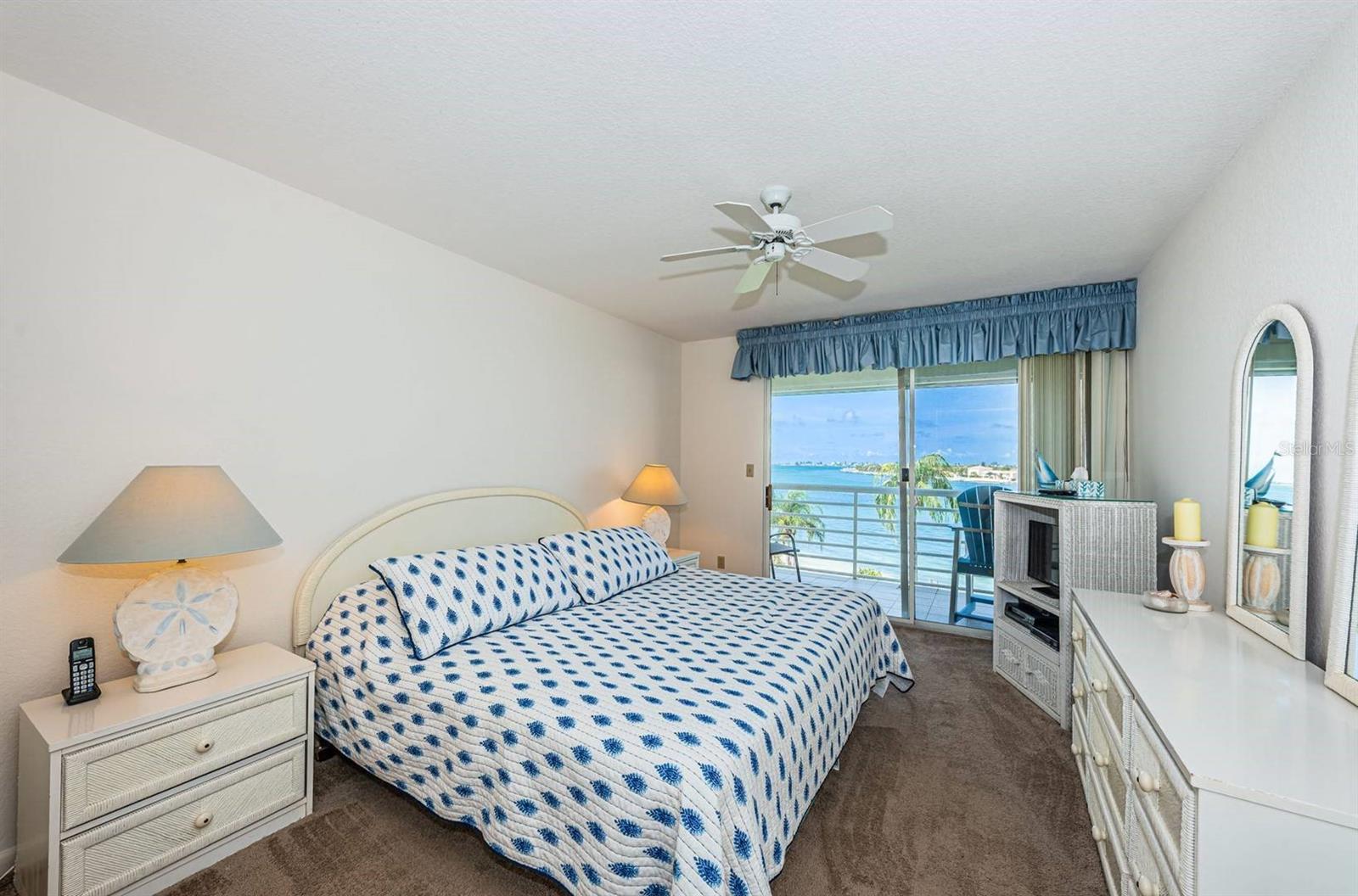6001 BAHIA DEL MAR CIR #527 — photo 15