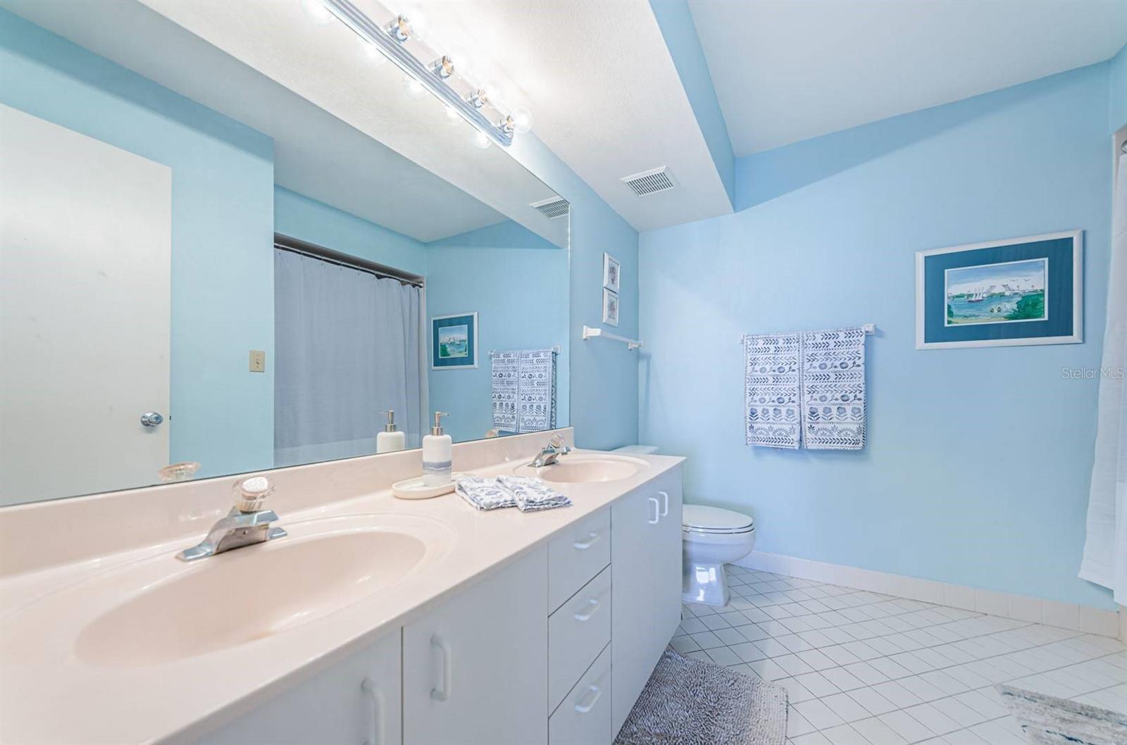 6001 BAHIA DEL MAR CIR #527 — photo 19