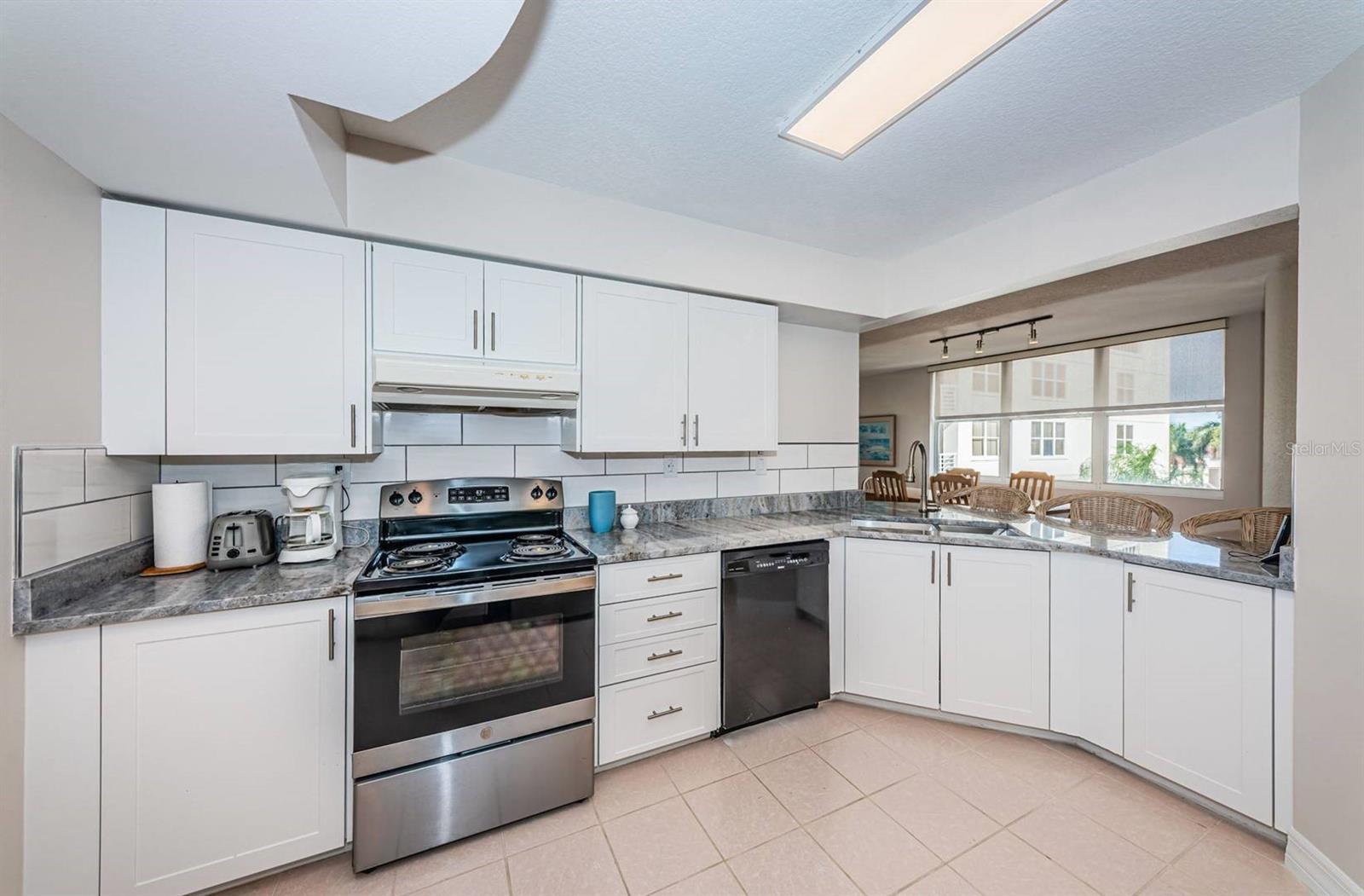 6061 BAHIA DEL MAR CIR #448 — photo 4