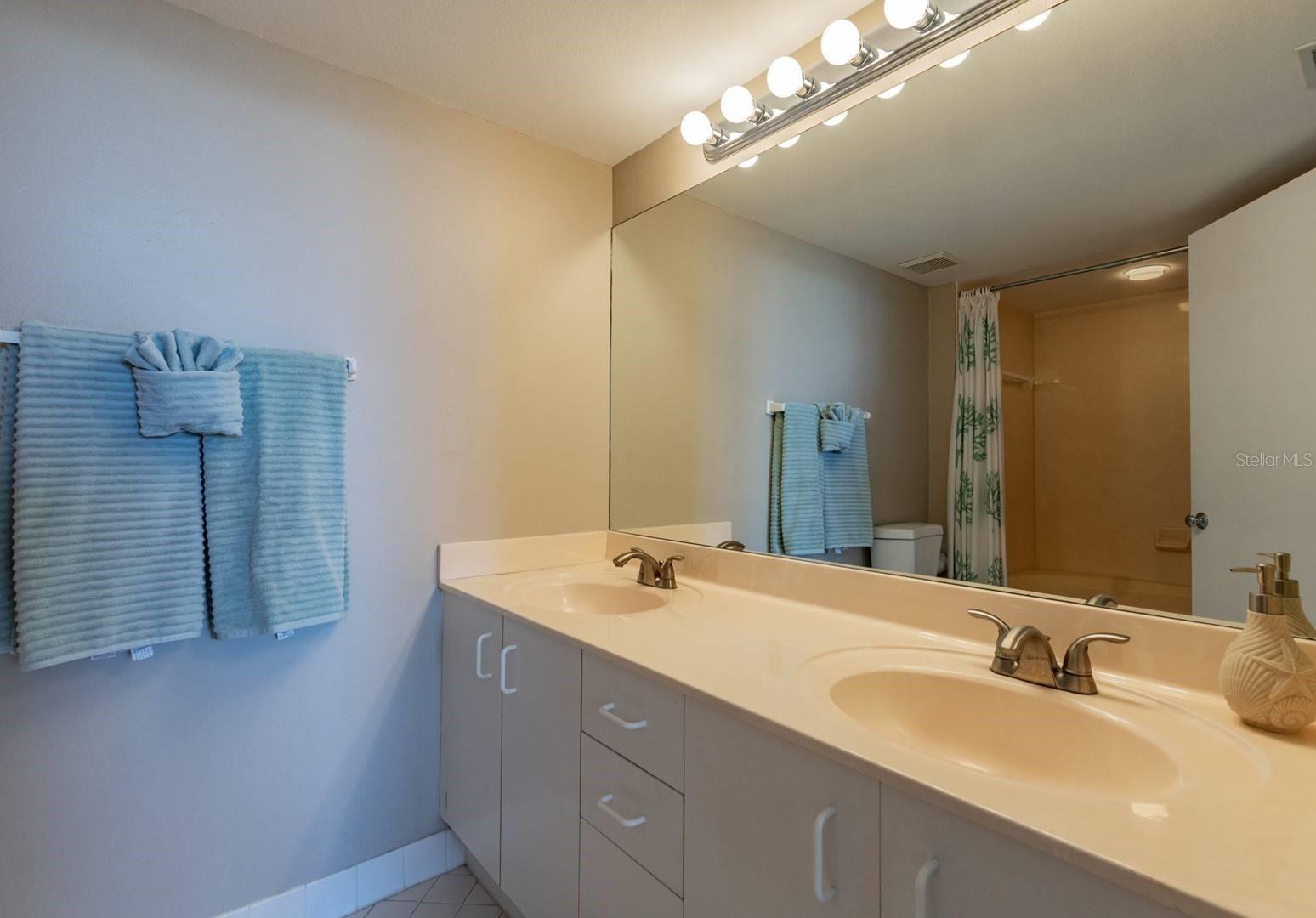6081 BAHIA DEL MAR CIR #349 — photo 16