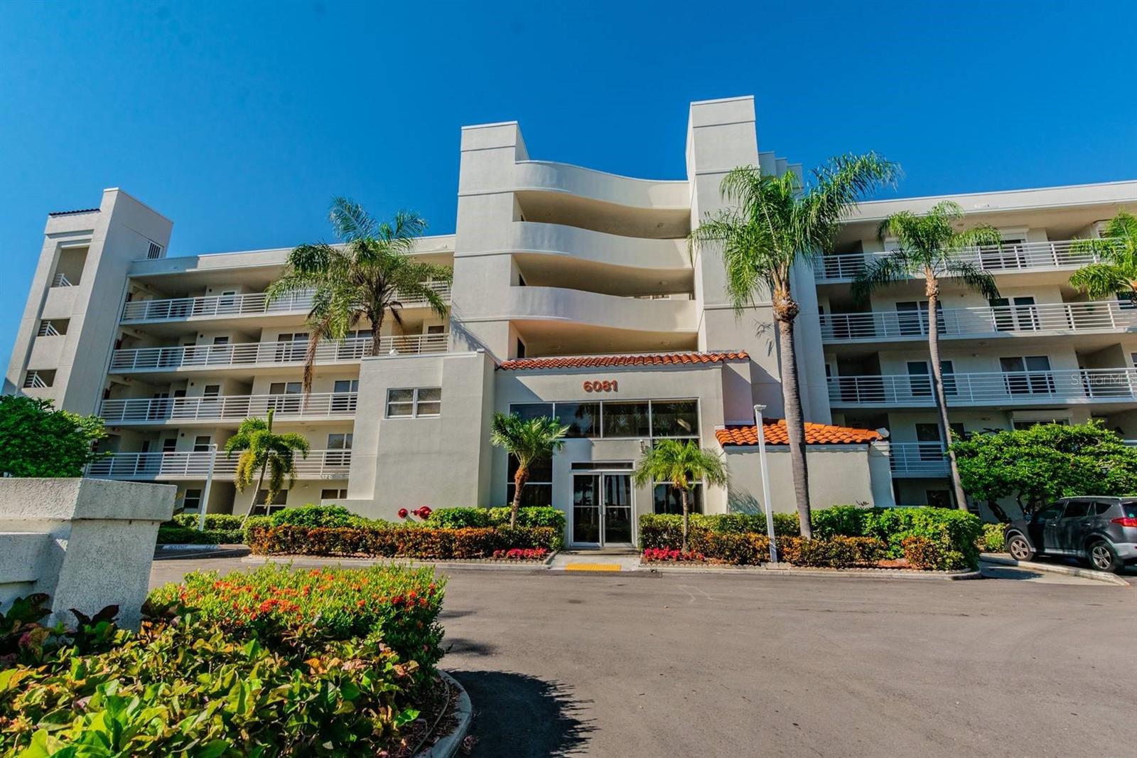 6081 BAHIA DEL MAR CIR #349 — photo 2