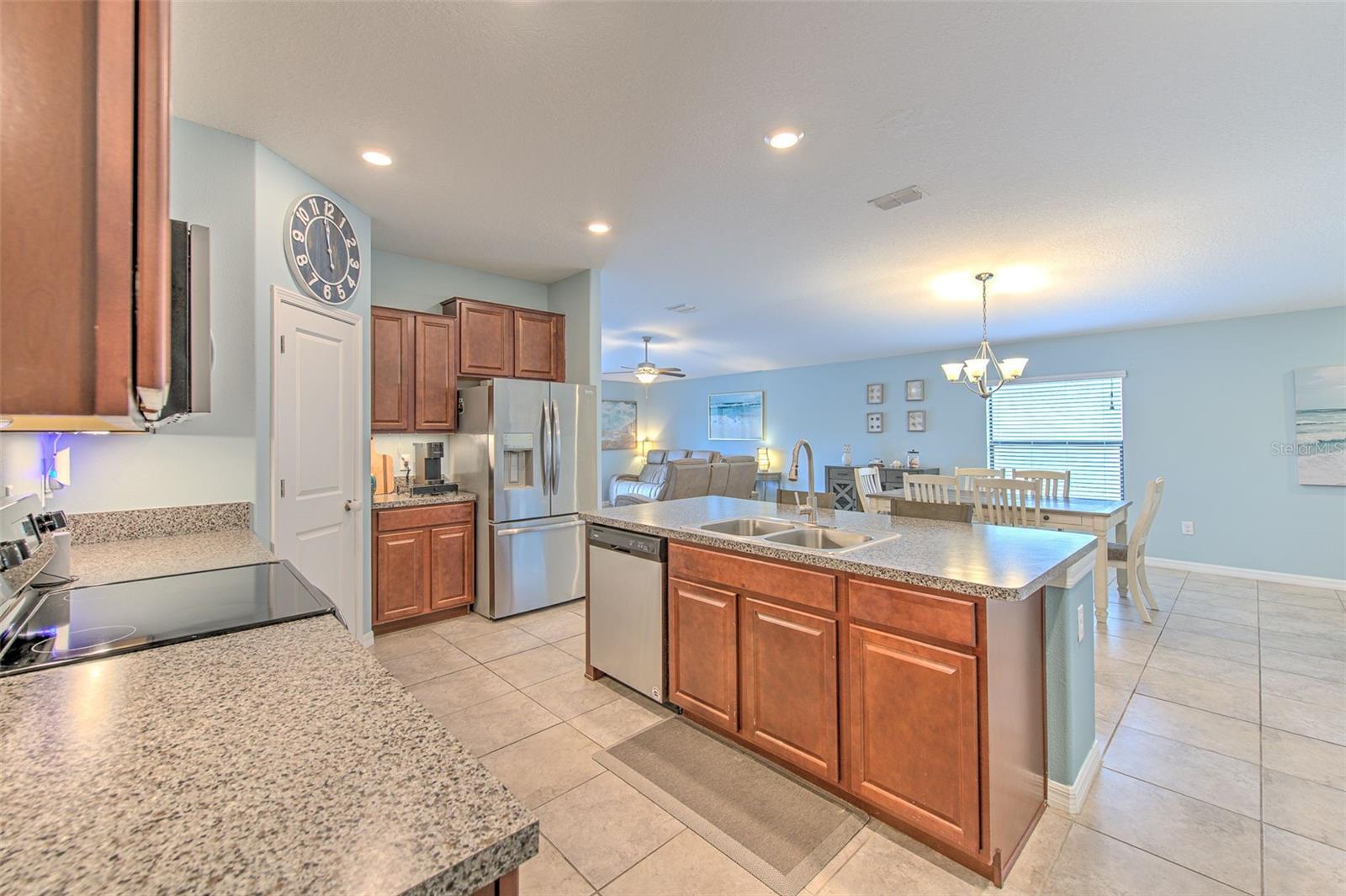 12619 LEMON PEPPER DR — photo 18