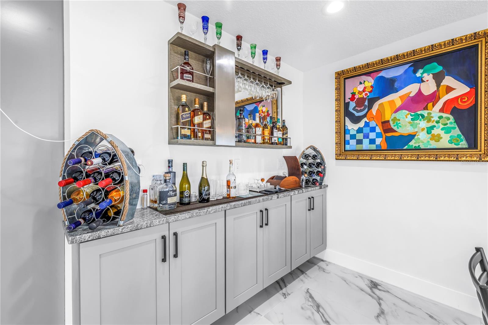 583 CRYSTAL DR — photo 25