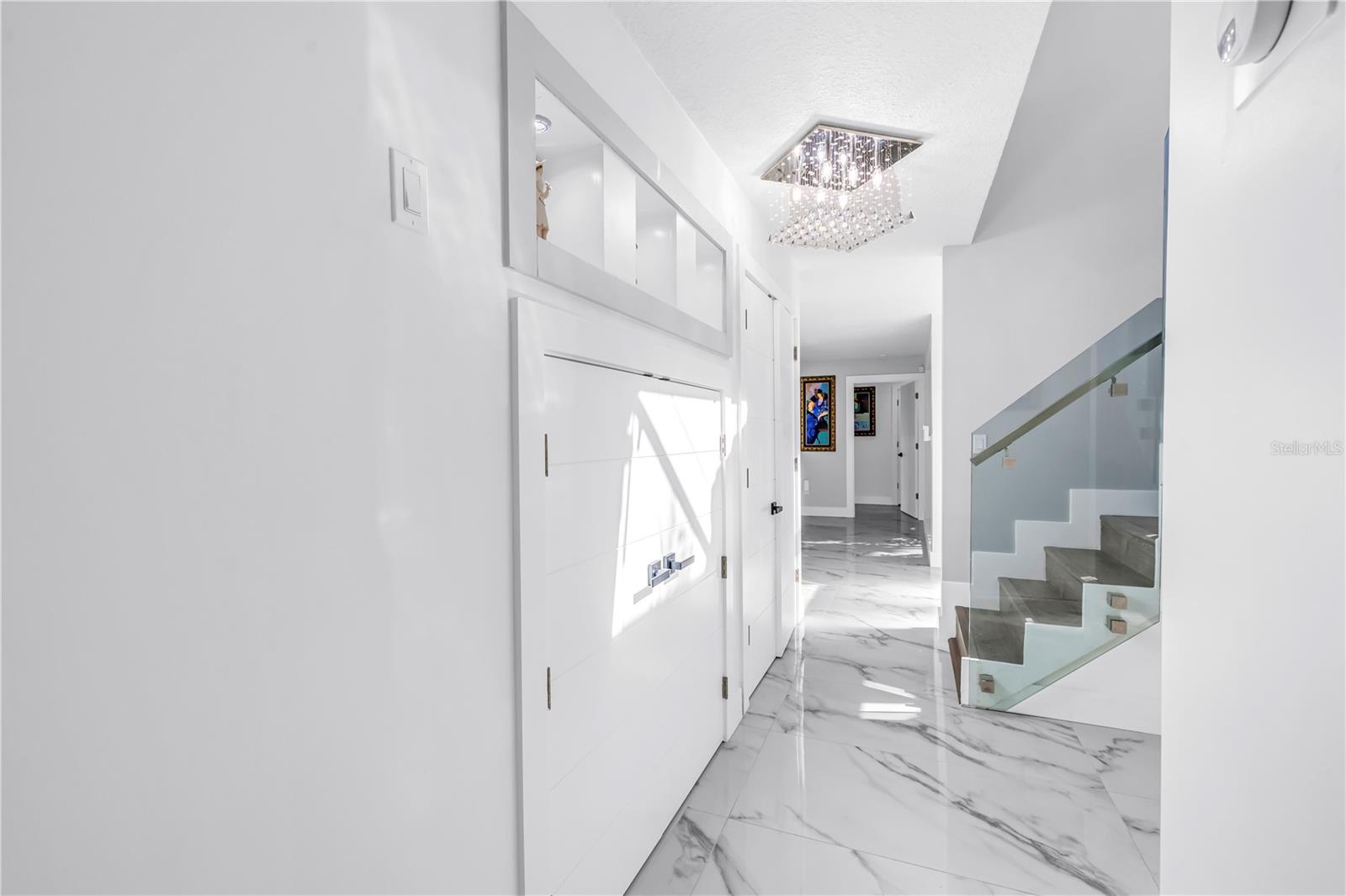 583 CRYSTAL DR — photo 41