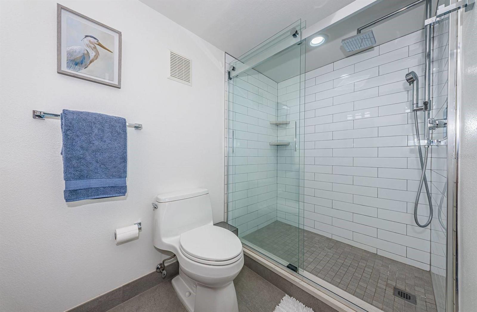 6083 BAHIA DEL MAR CIR #159 — photo 18