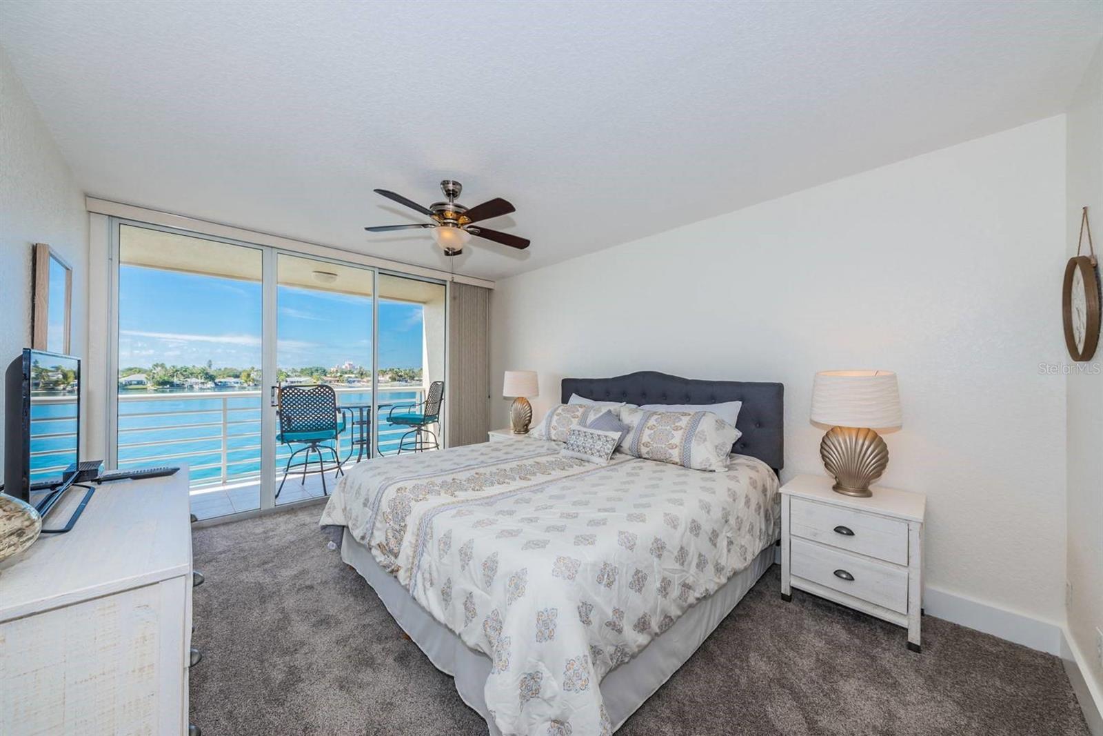 6083 BAHIA DEL MAR CIR #460 — photo 11