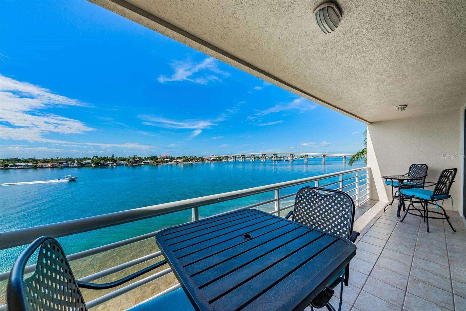6083 BAHIA DEL MAR CIR #460 — photo 24