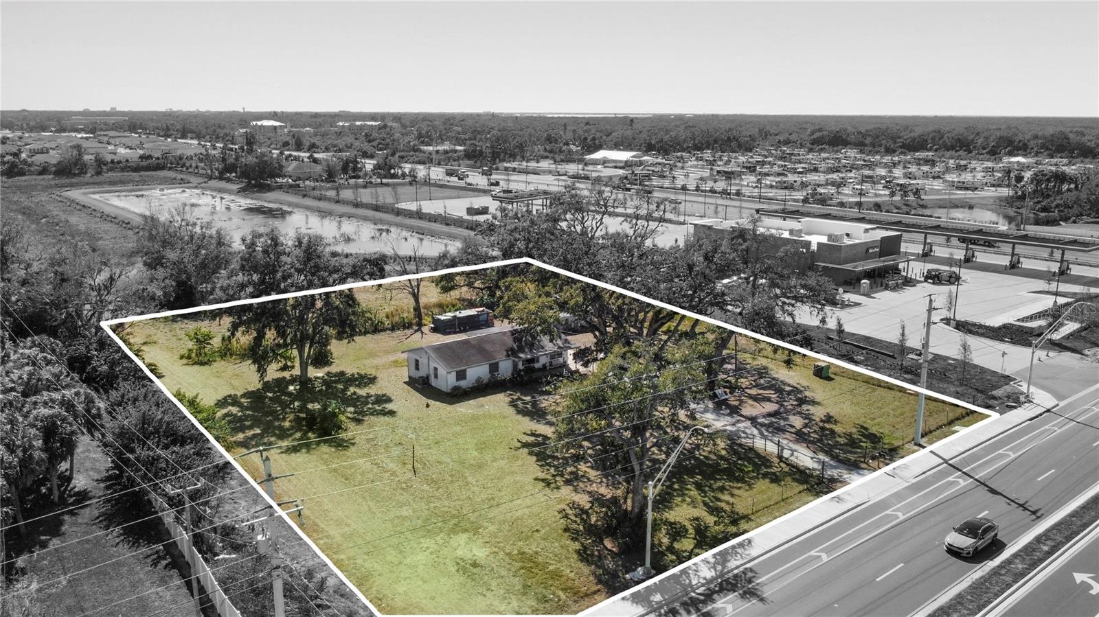 2519 MOCCASIN WALLOW RD — photo 2