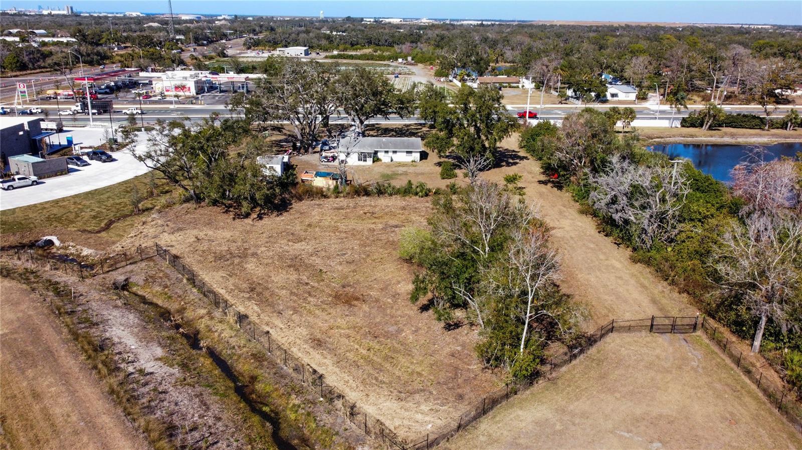 2519 MOCCASIN WALLOW RD — photo 3
