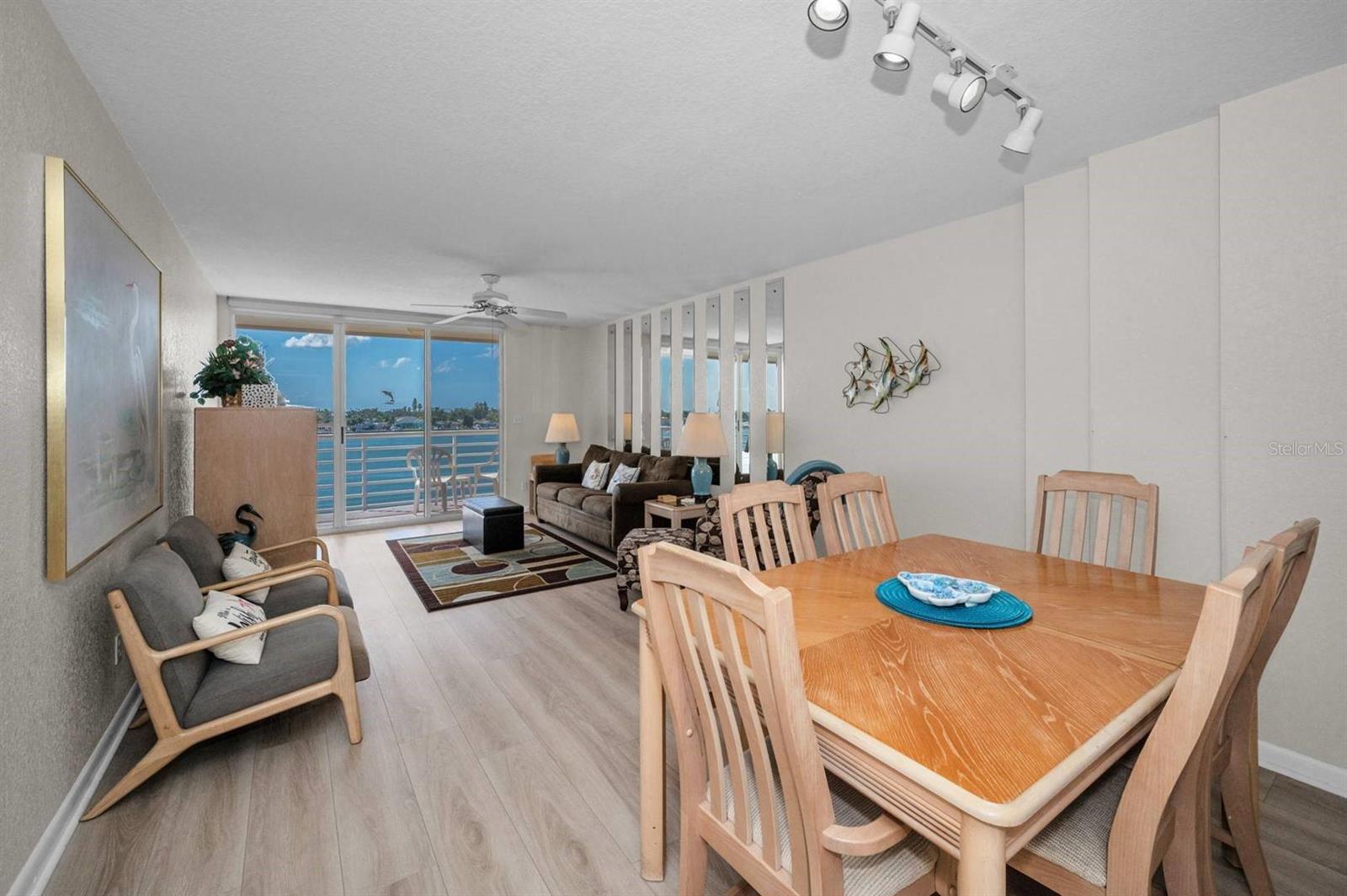 6085 BAHIA DEL MAR CIR #467 — photo 7
