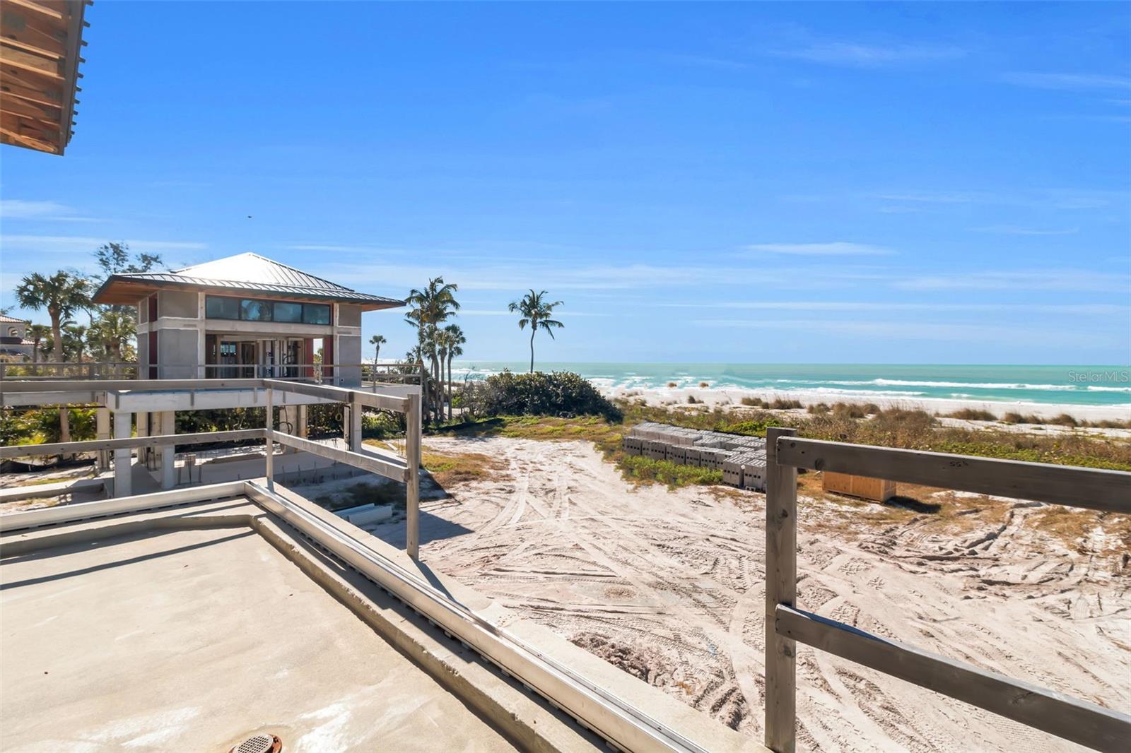 5965 GULF OF MEXICO DR — photo 51