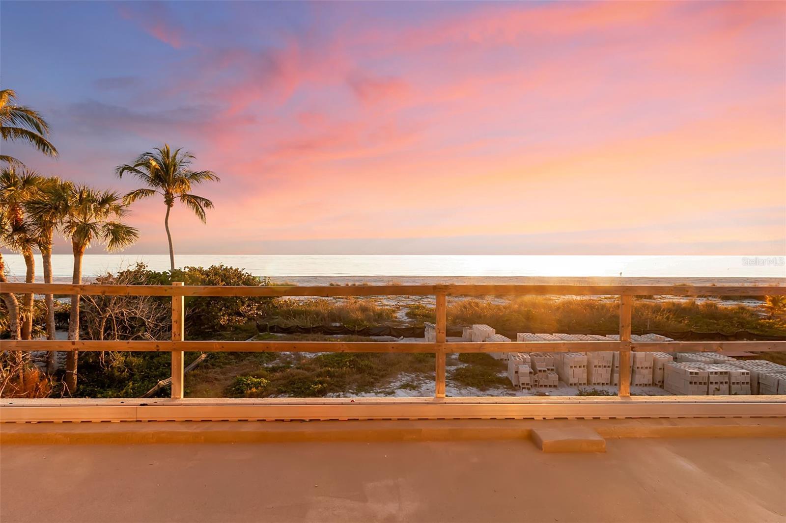 5965 GULF OF MEXICO DR — photo 26