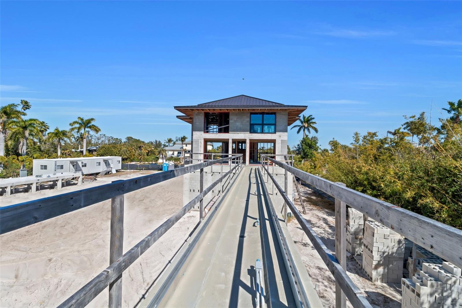 5965 GULF OF MEXICO DR — photo 42