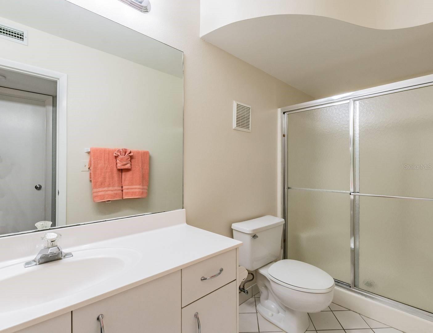 6085 BAHIA DEL MAR CIR #468 — photo 20