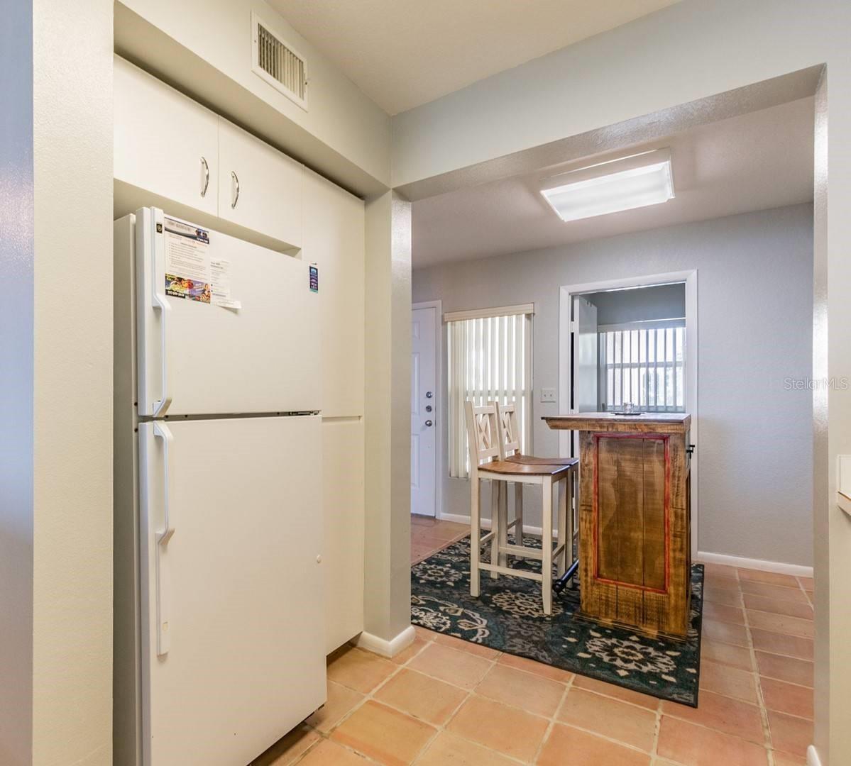 6085 BAHIA DEL MAR CIR #468 — photo 4