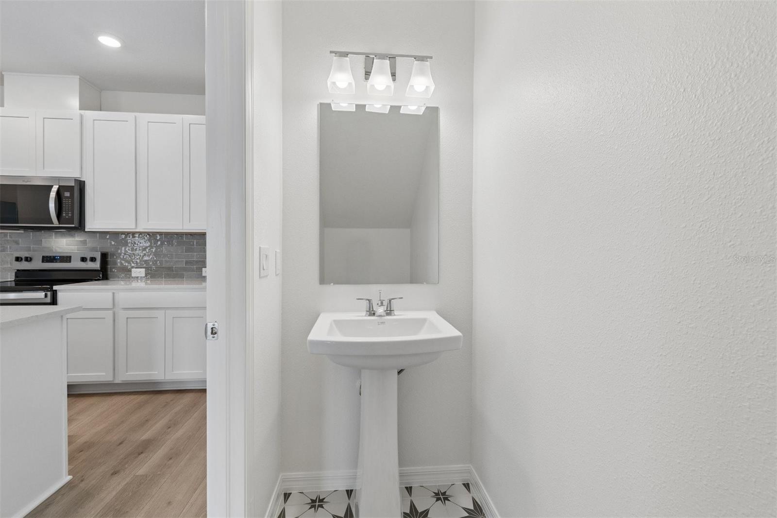 6341 JENSEN VIEW AVE — photo 24