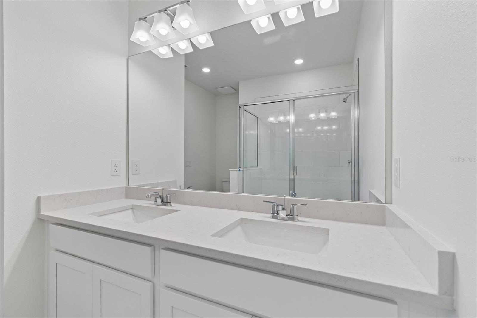 6341 JENSEN VIEW AVE — photo 18