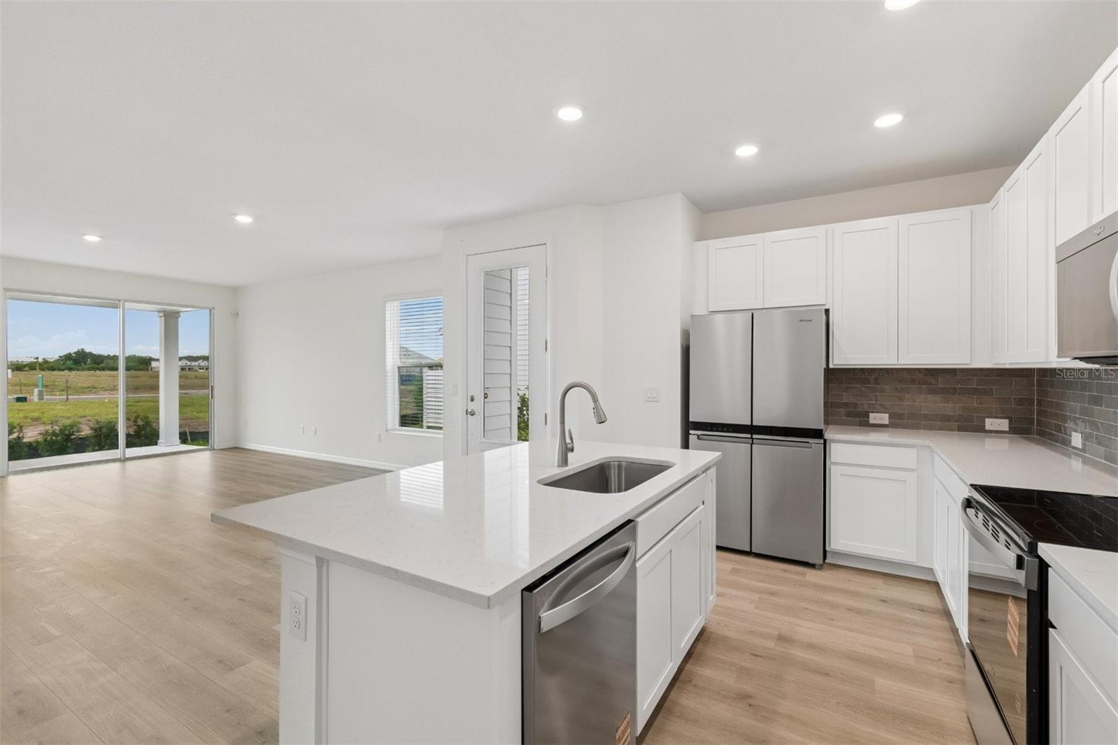 6341 JENSEN VIEW AVE — photo 6