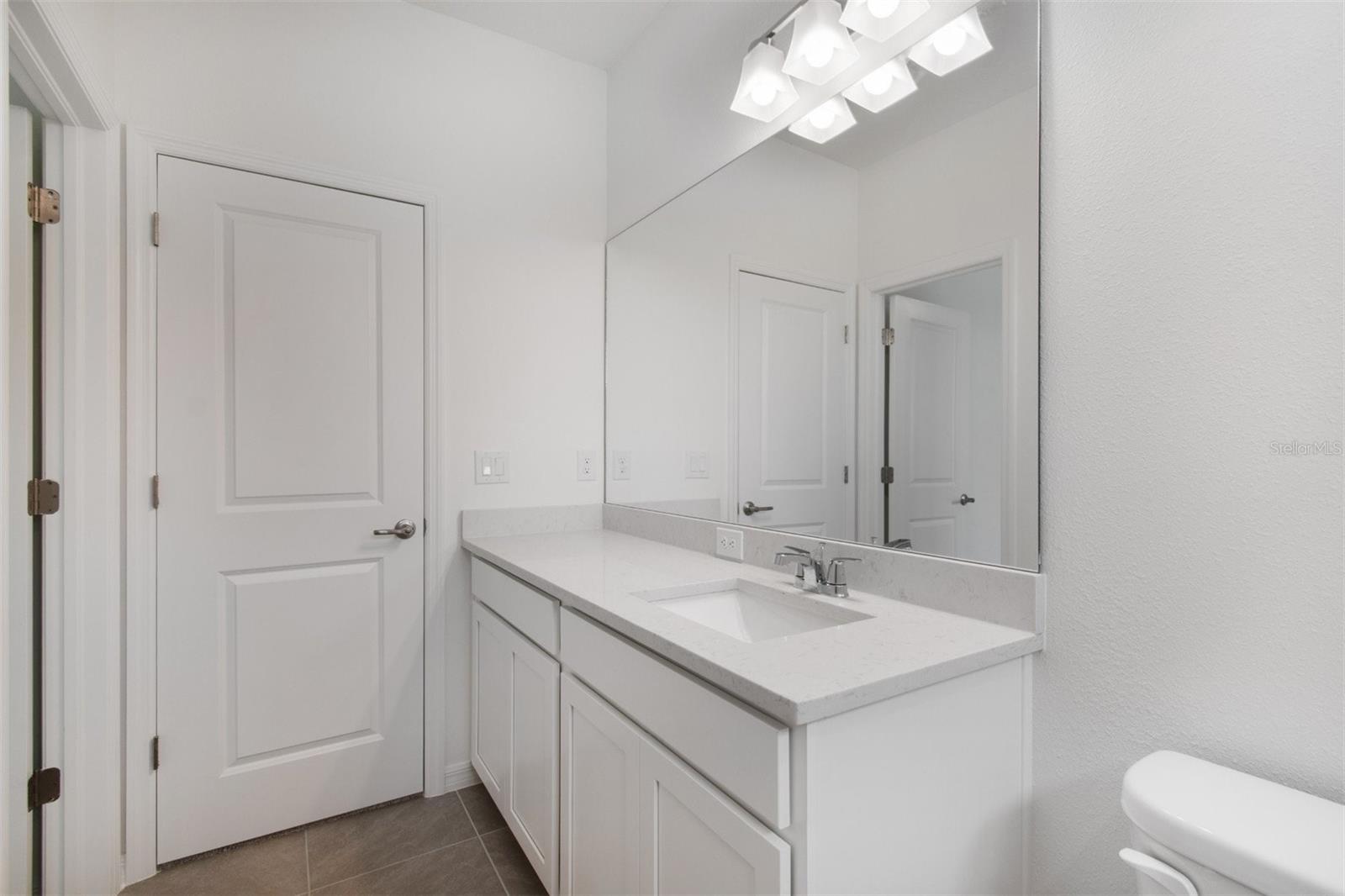 6341 JENSEN VIEW AVE — photo 23