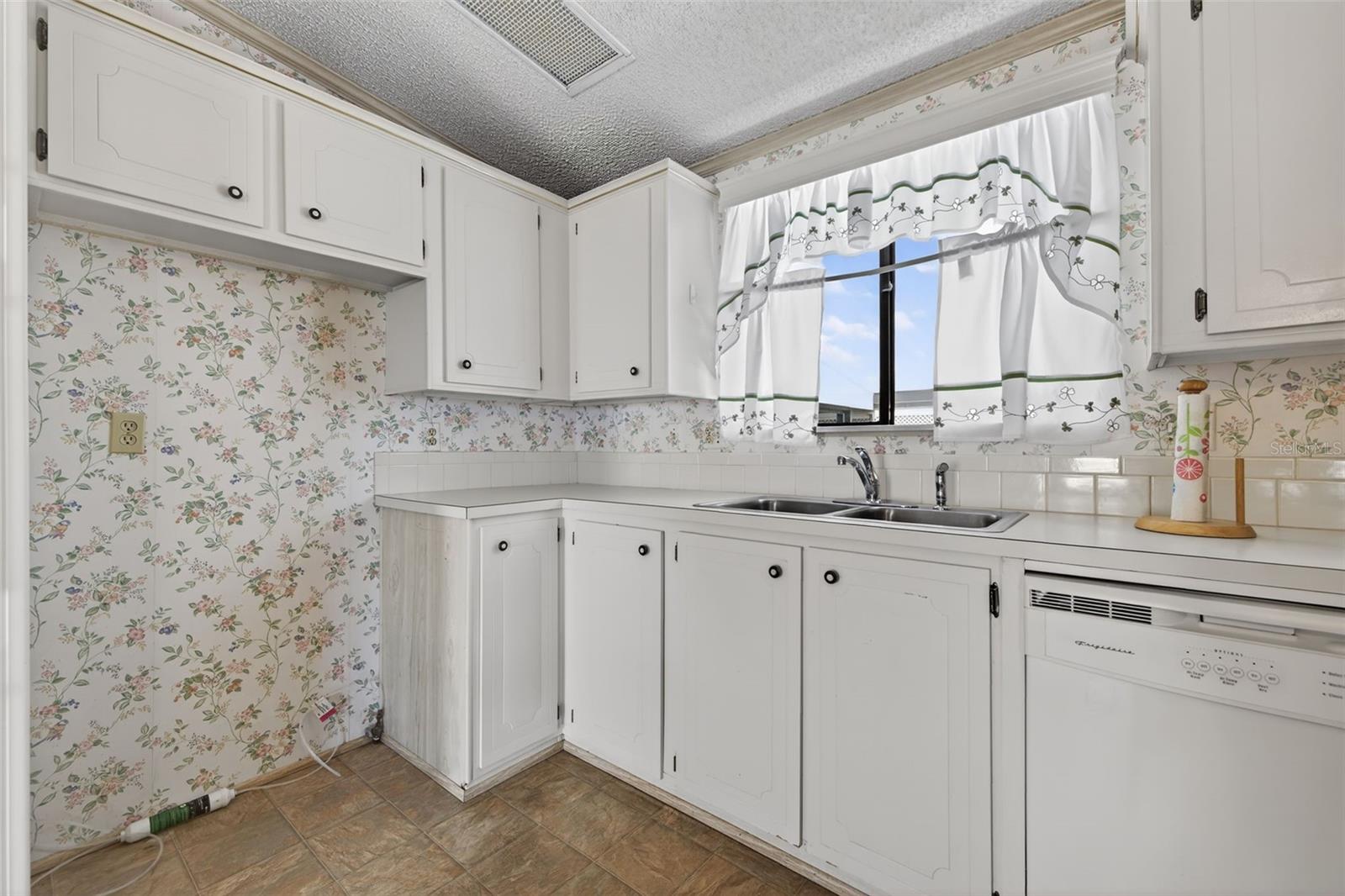 3836 WILLIAM HUME DR — photo 12