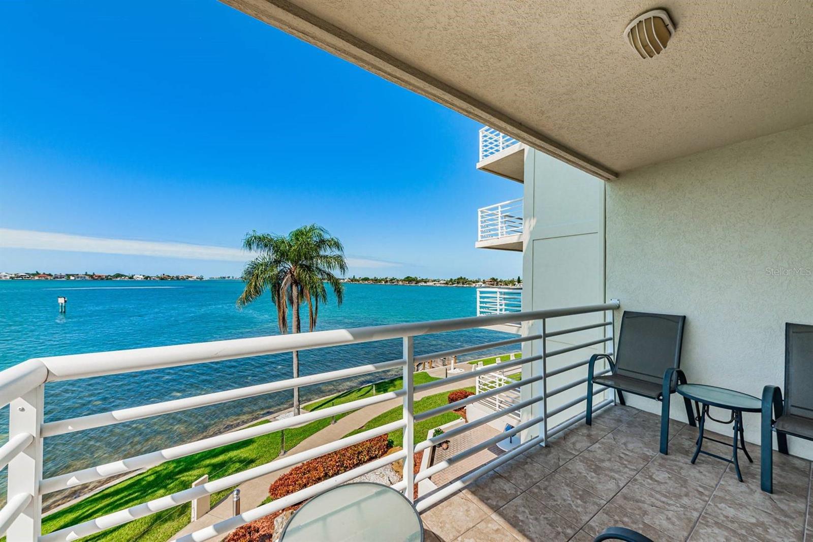 6105 BAHIA DEL MAR CIR #382 — photo 22