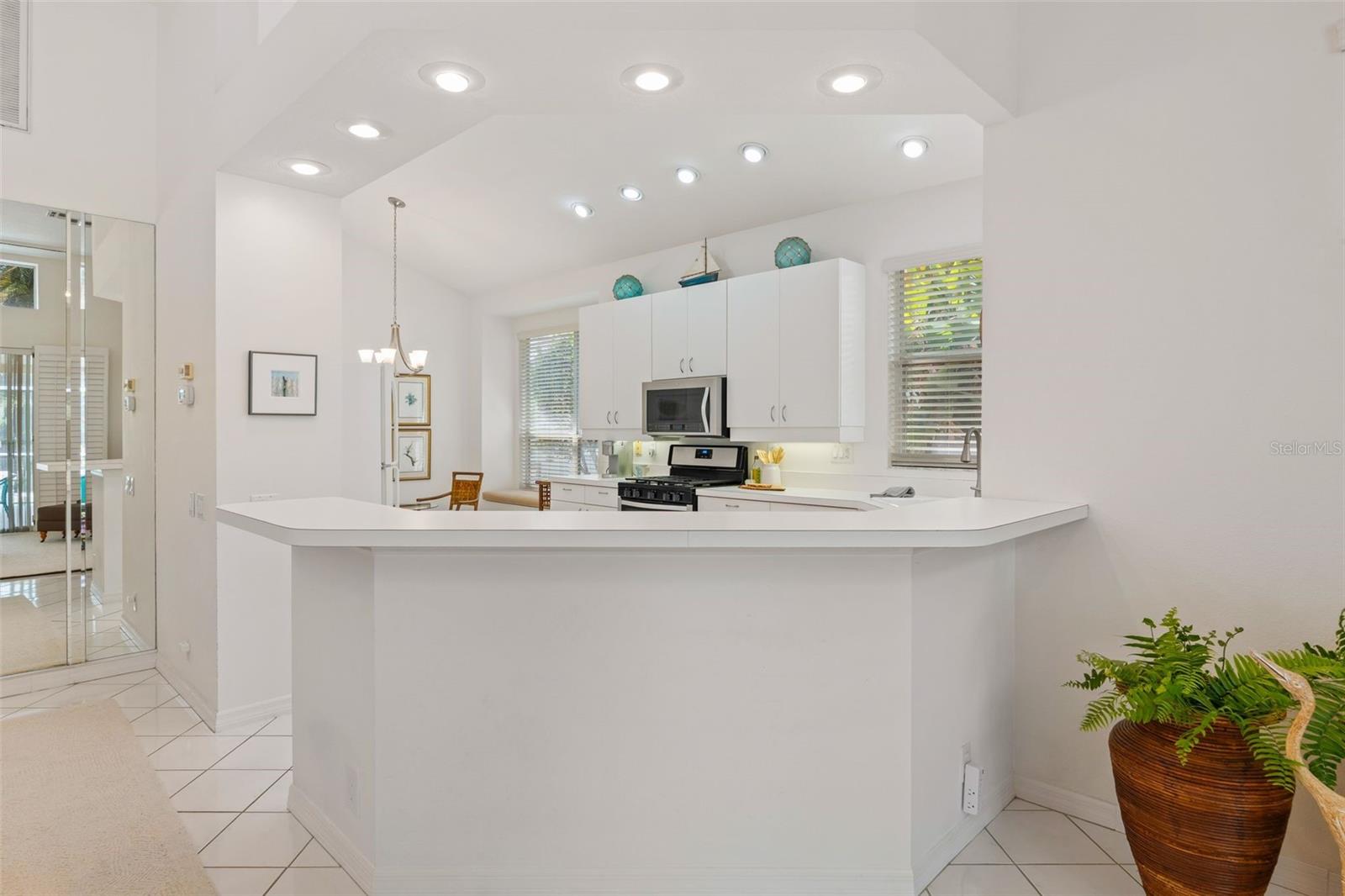 6427 BERKSHIRE PL — photo 9