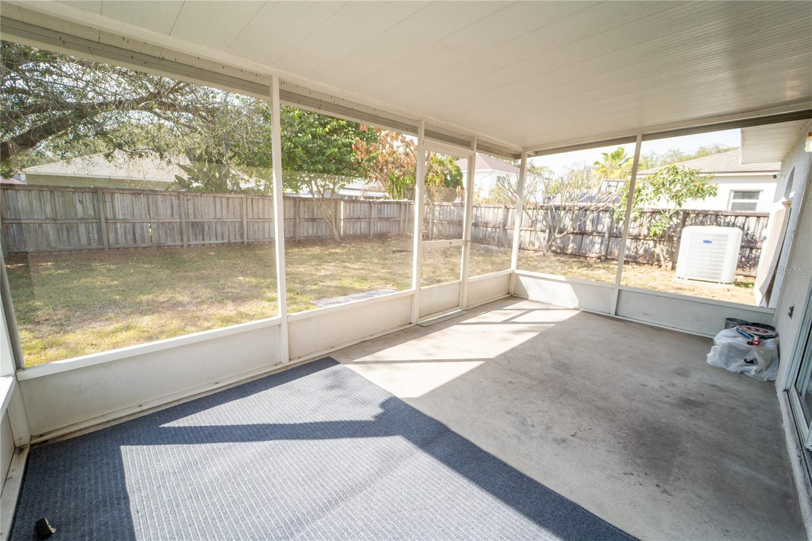 10529 MARONDA DR — photo 28